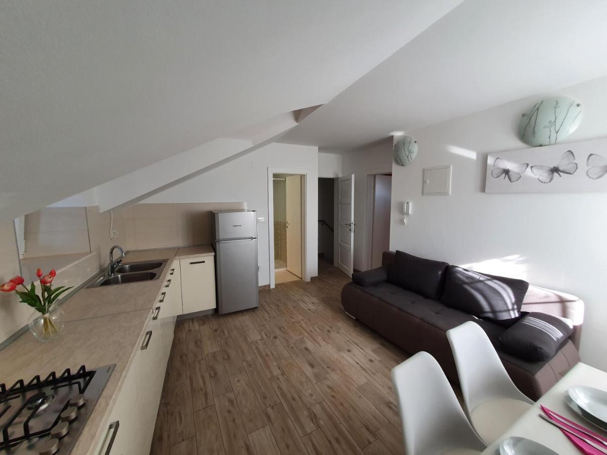 Apartaments Ukic Првич-Шепурине Екстер'єр фото