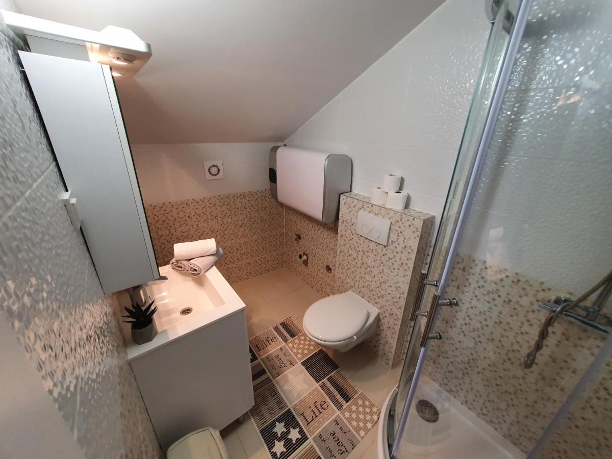 Apartaments Ukic Првич-Шепурине Екстер'єр фото